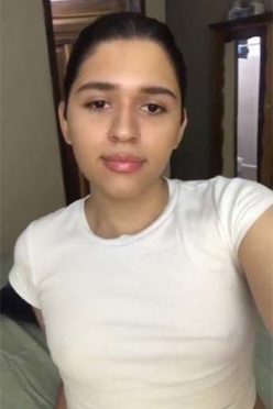 Naila 22 ans sur Élancourt 78 recherche une relation décontracte