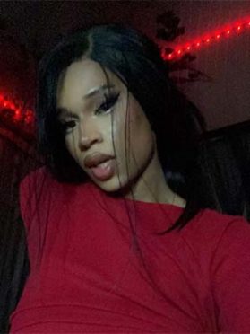 Beautée Africaine transgenre dans le 18e de Paris