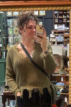 Rêve d'antiquaire avec une une Trans-femme Toulousaine