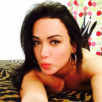 Lola 31 ans de Marseille cherche amoureux